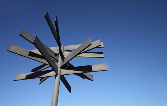 blank signs pointing in many different directions